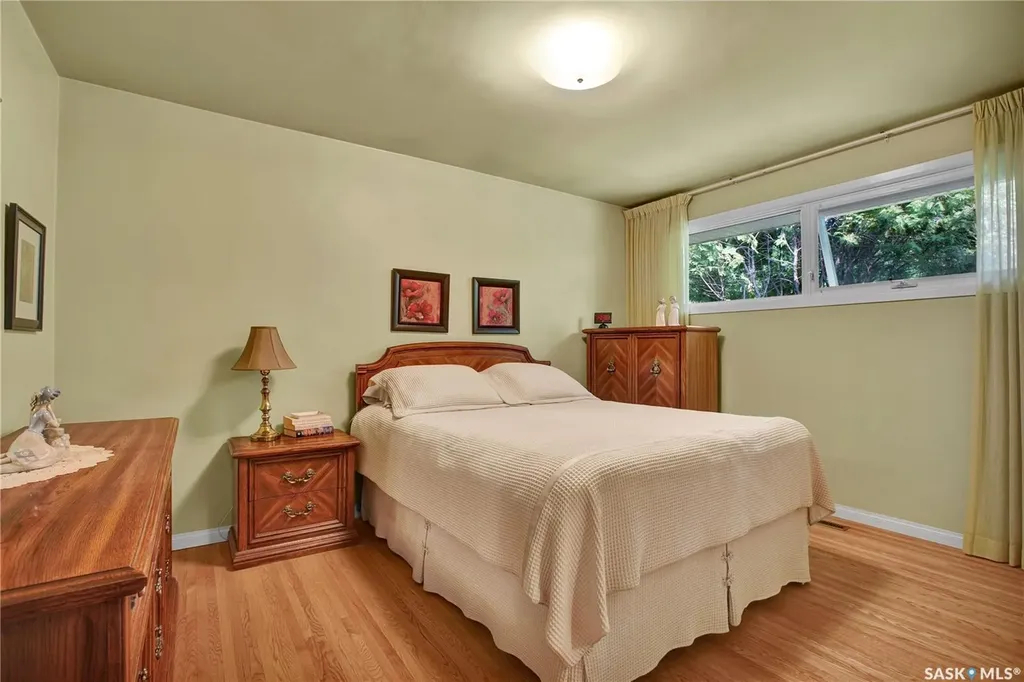 3108 Dieppe Street Saskatoon SK S7M 3S2
