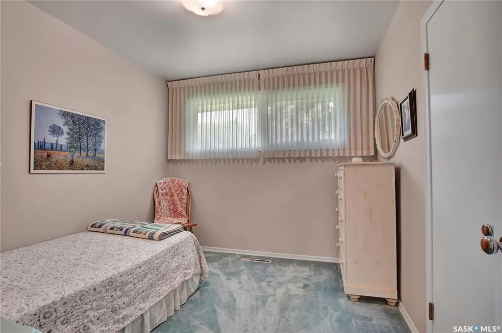 3108 Dieppe Street Saskatoon SK S7M 3S2