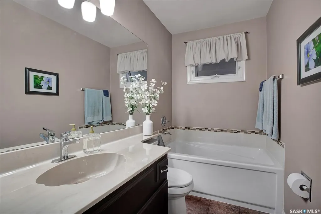 3108 Dieppe Street Saskatoon SK S7M 3S2