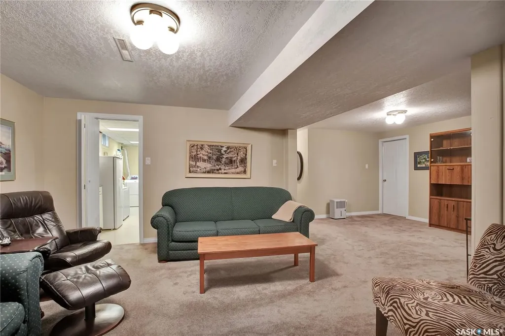 3108 Dieppe Street Saskatoon SK S7M 3S2