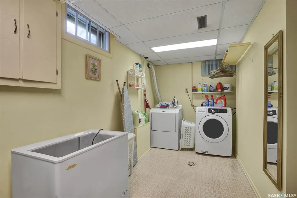 3108 Dieppe Street Saskatoon SK S7M 3S2