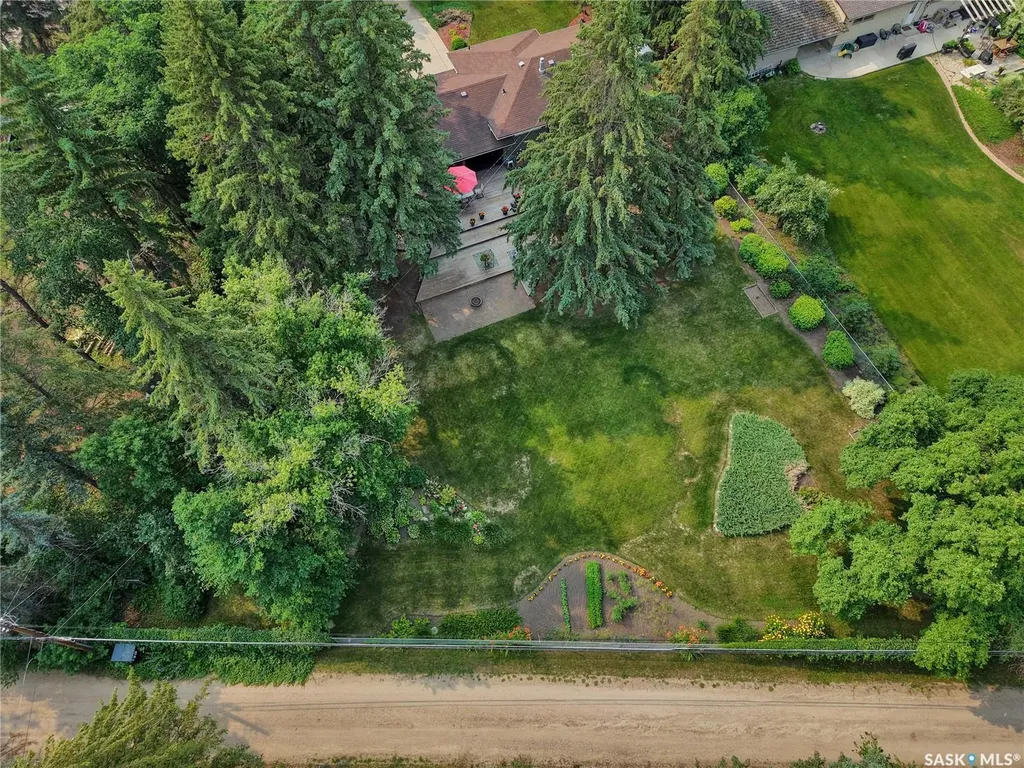3108 Dieppe Street Saskatoon SK S7M 3S2