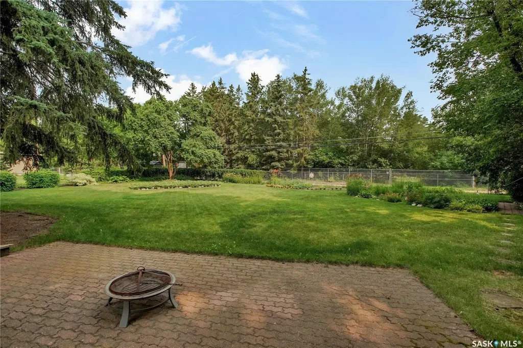 3108 Dieppe Street Saskatoon SK S7M 3S2