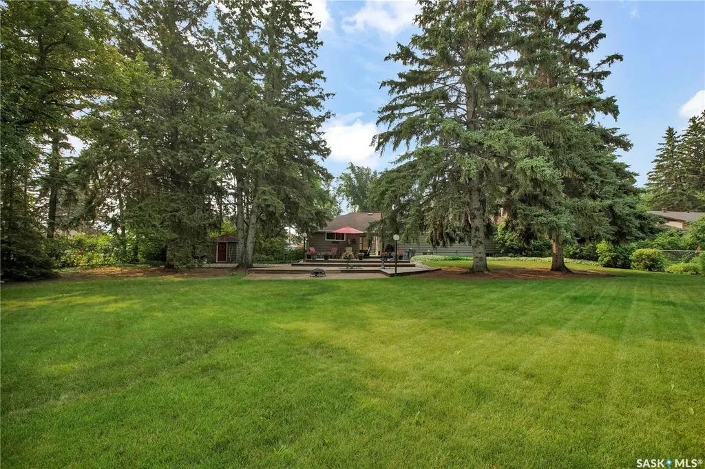 3108 Dieppe Street Saskatoon SK S7M 3S2