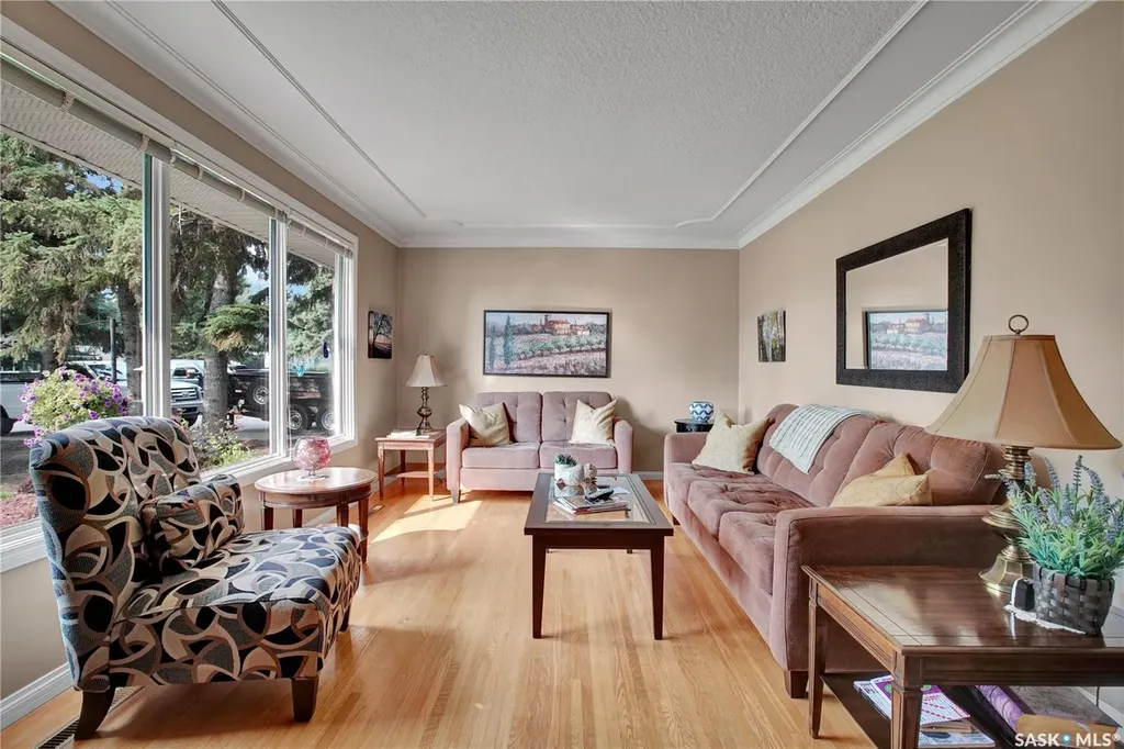 3108 Dieppe Street Saskatoon SK S7M 3S2