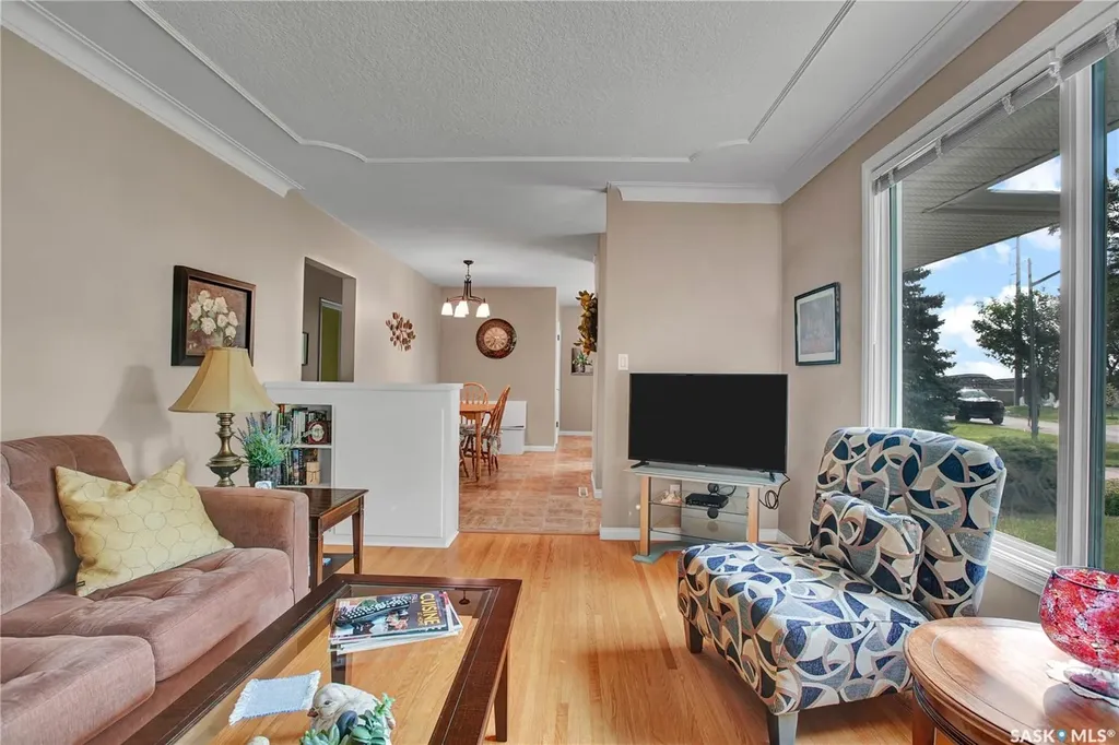 3108 Dieppe Street Saskatoon SK S7M 3S2