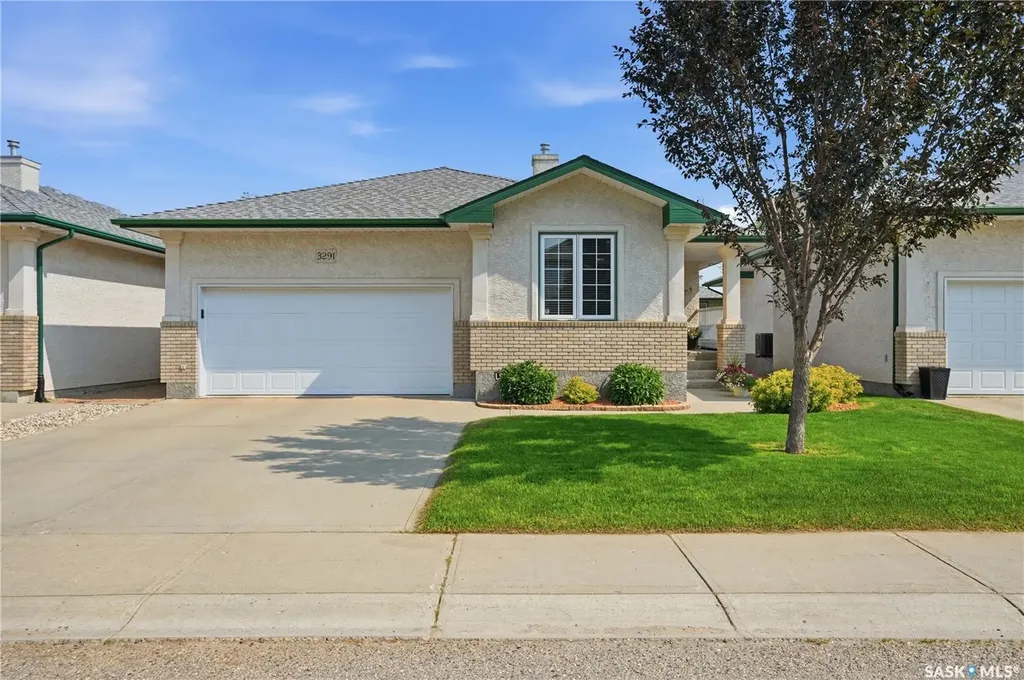3291 Thames Crescent E Regina SK S4V 2Y9