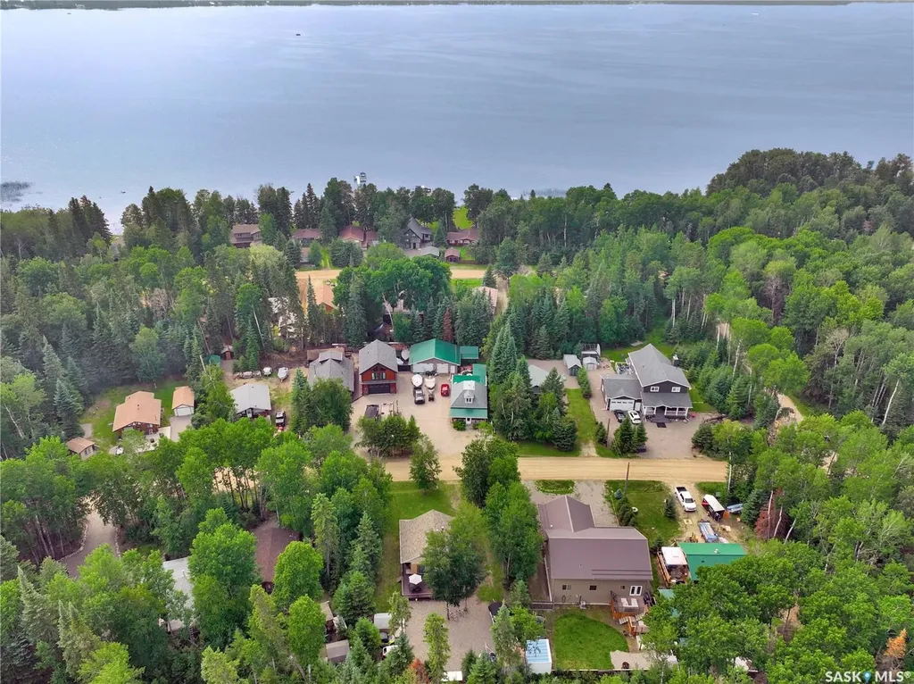 16 Hayes Drive Candle Lake SK S0J 3E0
