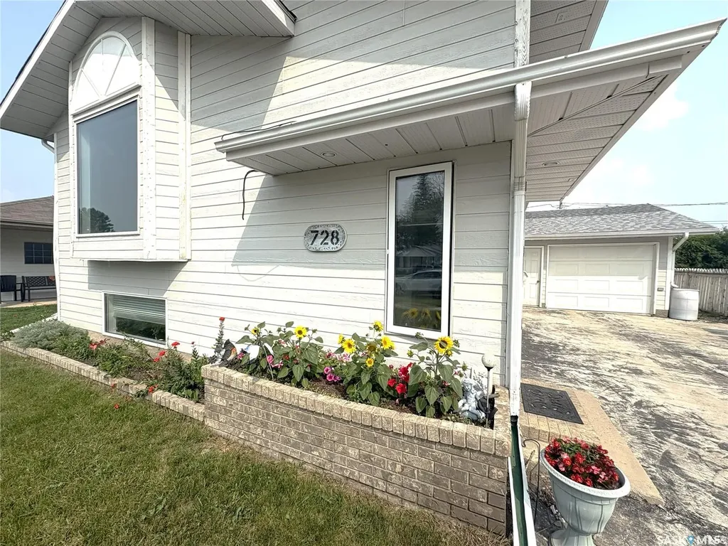 728 14th Street Humboldt SK S0K 2A0
