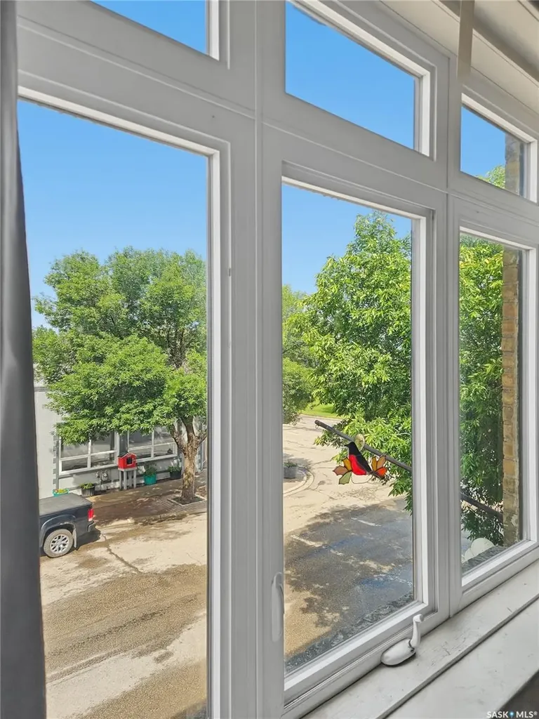 702 Railway Avenue Rosthern SK S0L 3R0