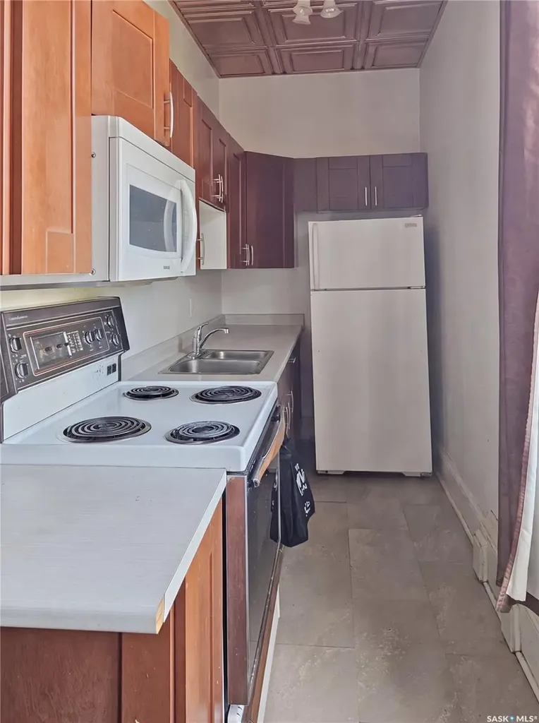 702 Railway Avenue Rosthern SK S0L 3R0