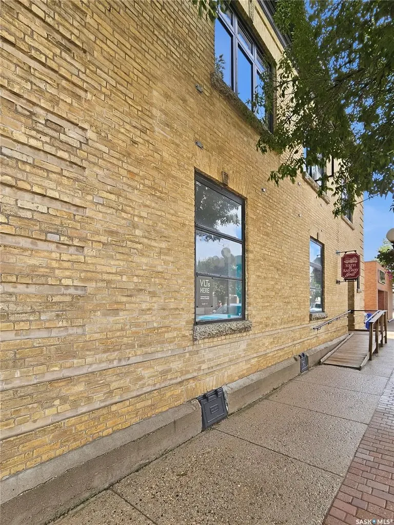 702 Railway Avenue Rosthern SK S0L 3R0