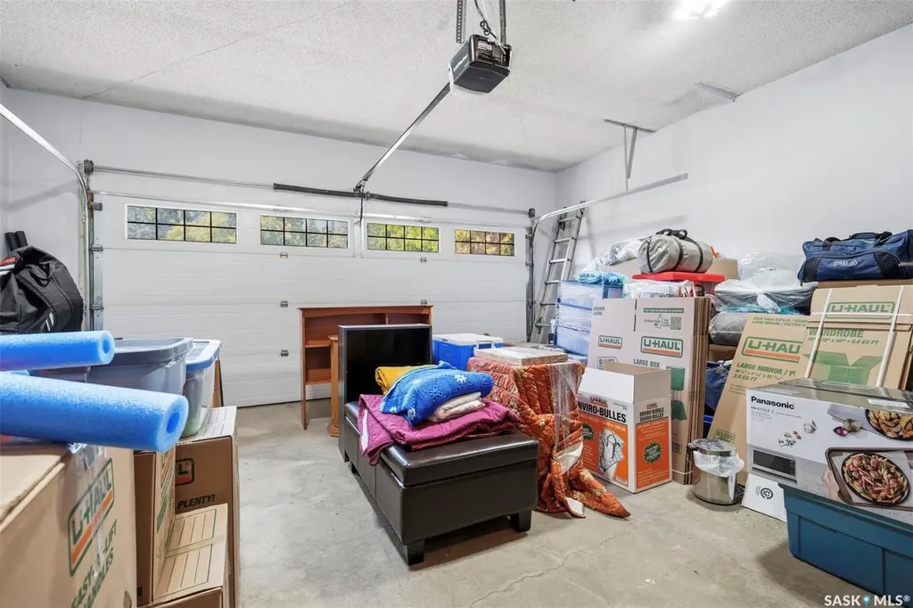 1224 Crescent Boulevard Saskatoon SK S7M 3W6