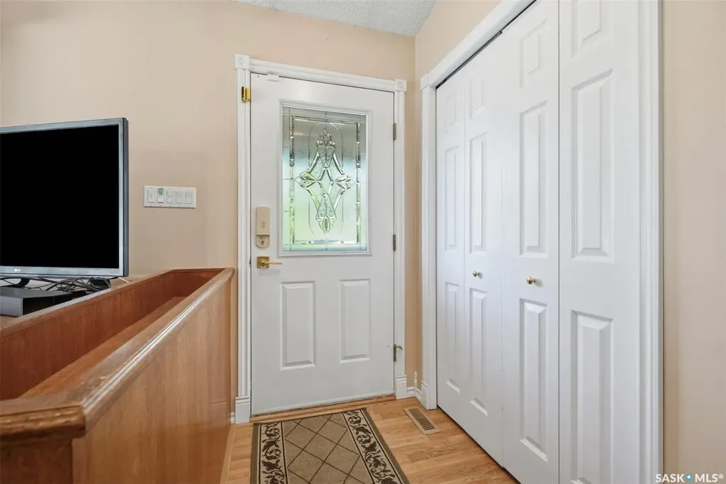 1224 Crescent Boulevard Saskatoon SK S7M 3W6