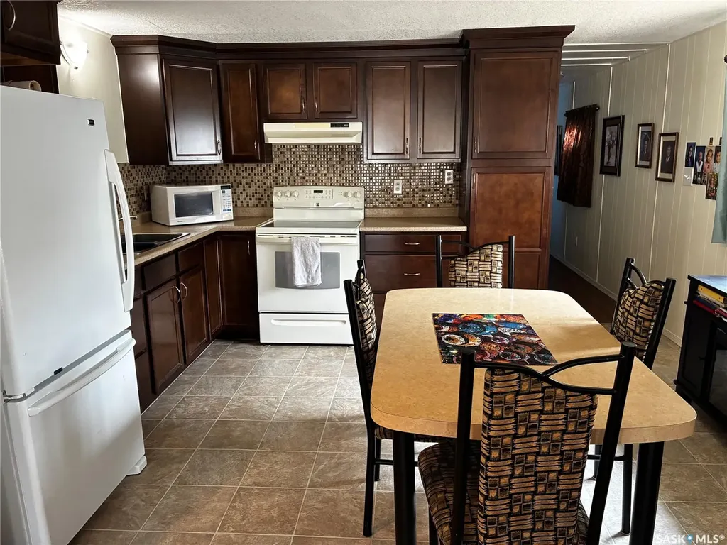 219 Grant Street Saskatoon SK S7N 2A5
