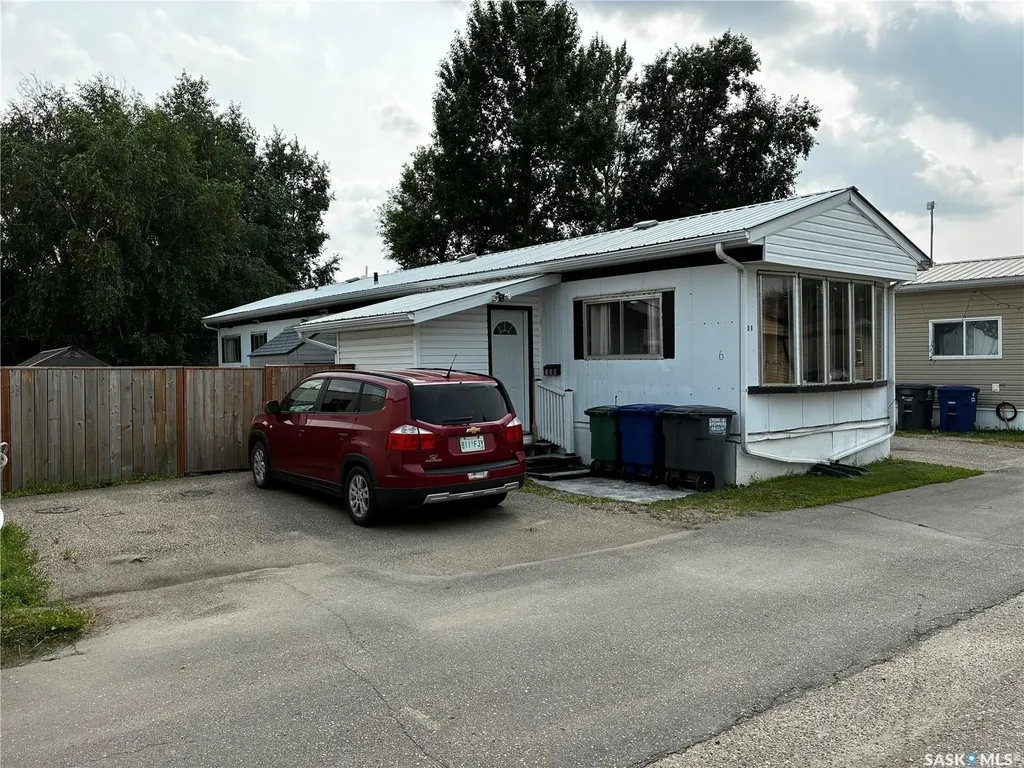 219 Grant Street Saskatoon SK S7N 2A5