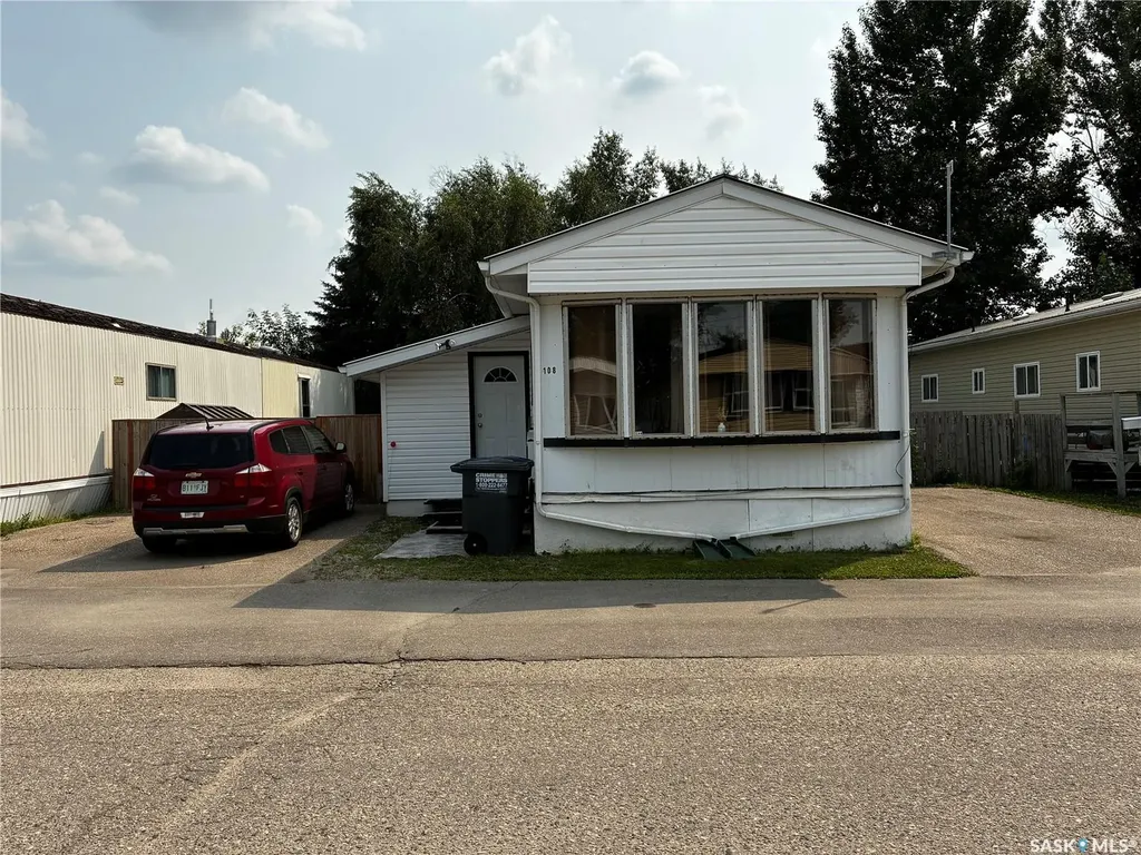 219 Grant Street Saskatoon SK S7N 2A5