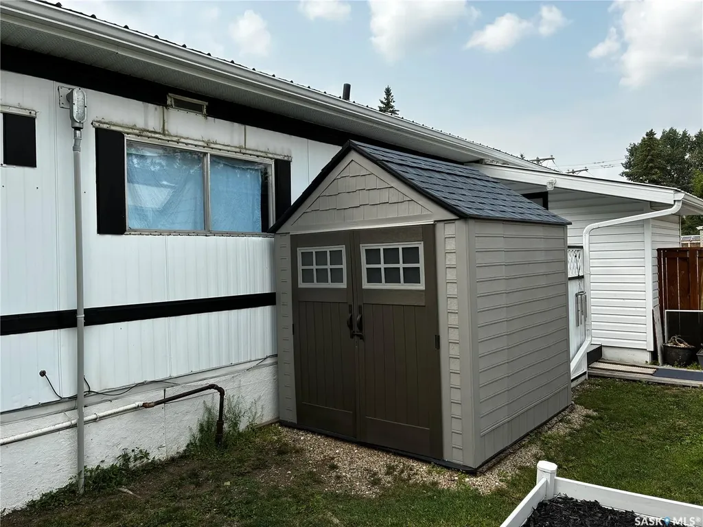 219 Grant Street Saskatoon SK S7N 2A5