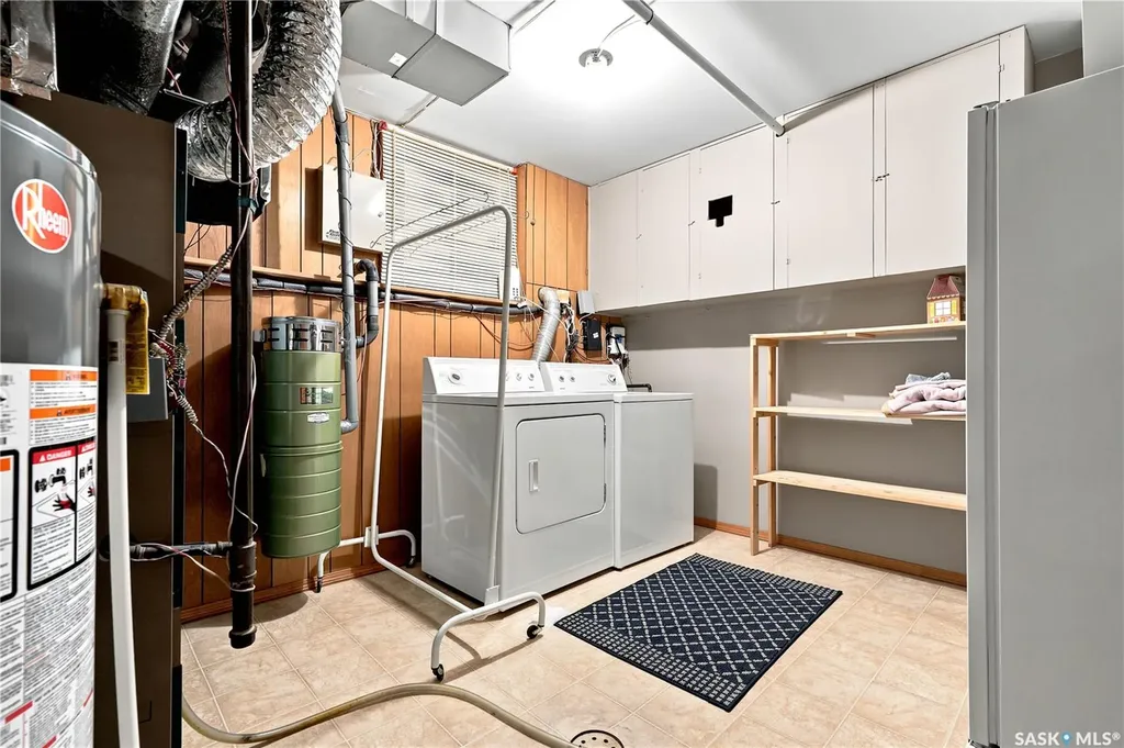 429 Montreal Avenue S Saskatoon SK S7M 3L2