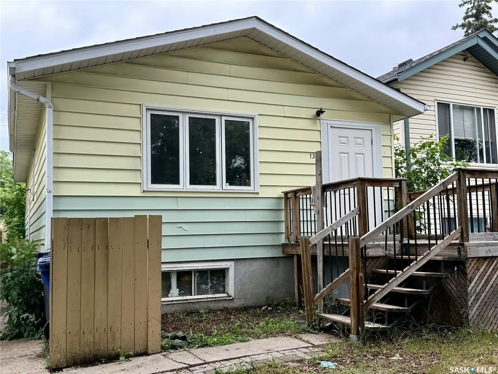 133 L Avenue S Saskatoon SK S7M 2G0