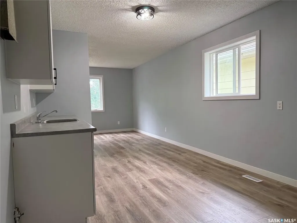 133 L Avenue S Saskatoon SK S7M 2G0