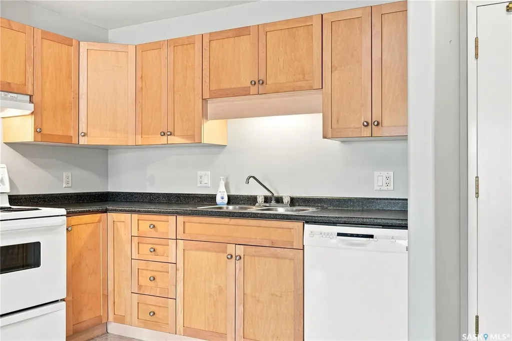 215 Lowe Road Saskatoon SK S7S 1N1