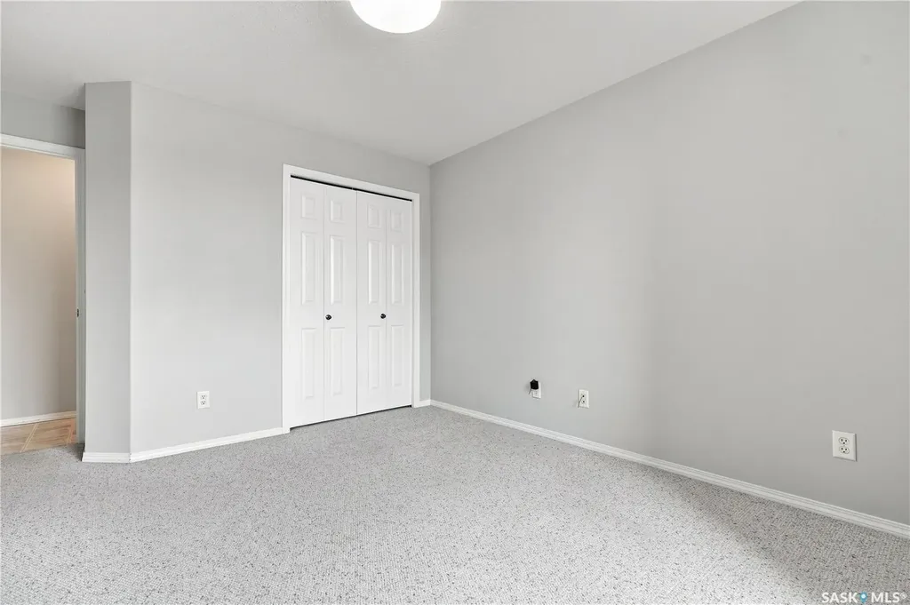 215 Lowe Road Saskatoon SK S7S 1N1