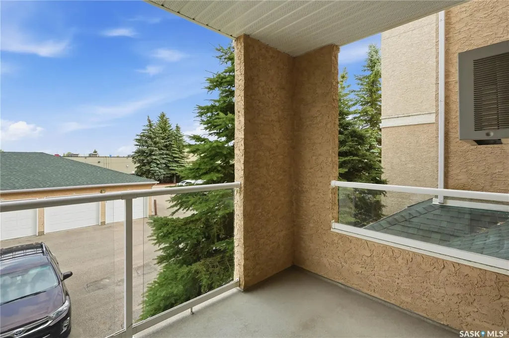215 Lowe Road Saskatoon SK S7S 1N1