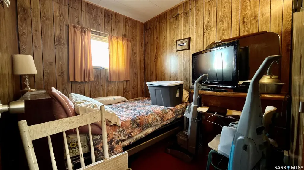 802 Lake Avenue Manitou Beach SK S0K 4T1