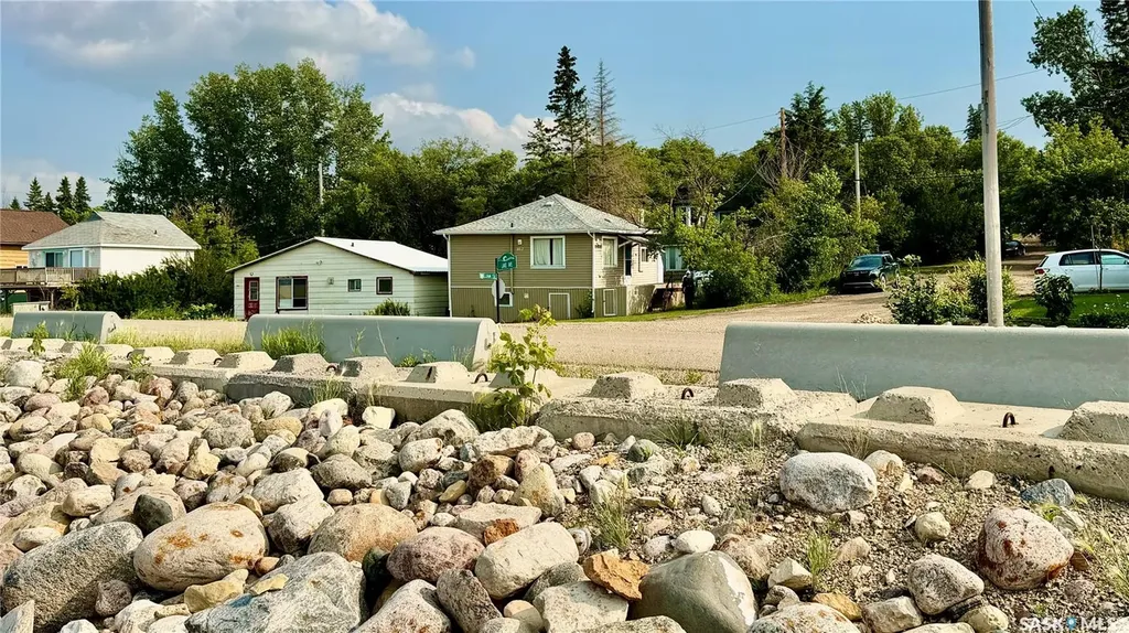 802 Lake Avenue Manitou Beach SK S0K 4T1