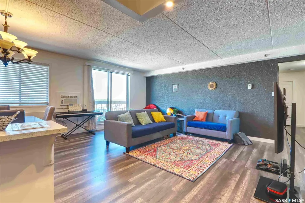 4045 Rae Street Regina SK S4S 6Y8