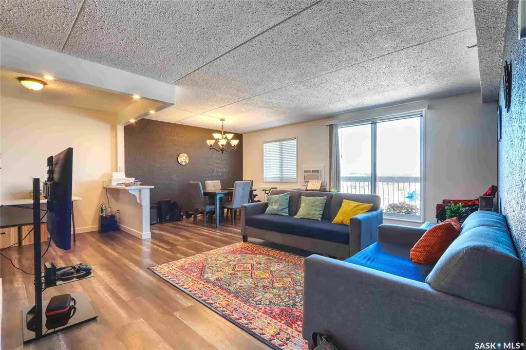 4045 Rae Street Regina SK S4S 6Y8