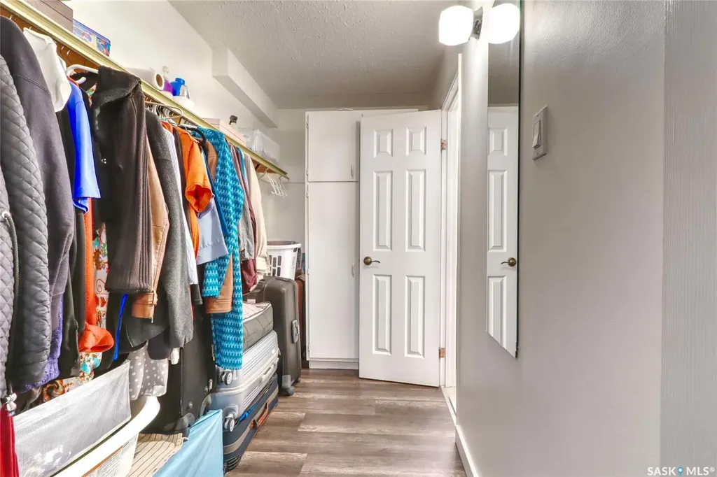 4045 Rae Street Regina SK S4S 6Y8