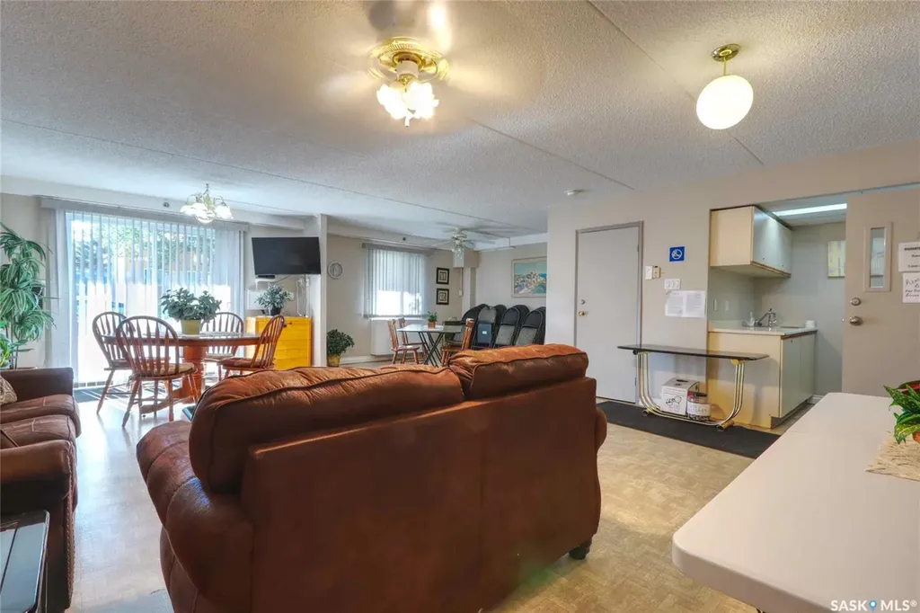 4045 Rae Street Regina SK S4S 6Y8