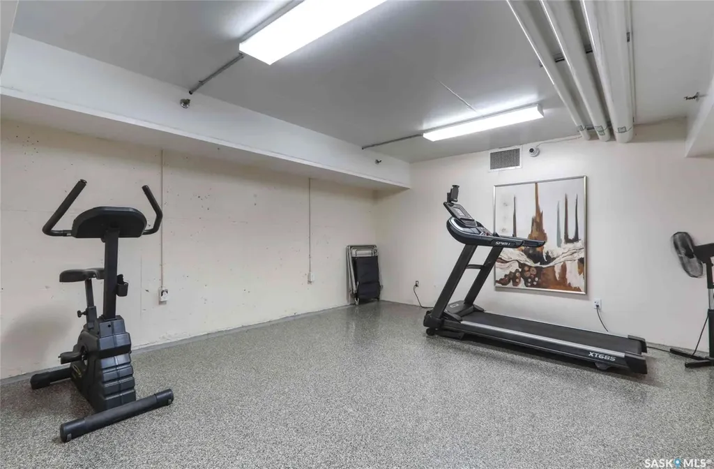 4045 Rae Street Regina SK S4S 6Y8