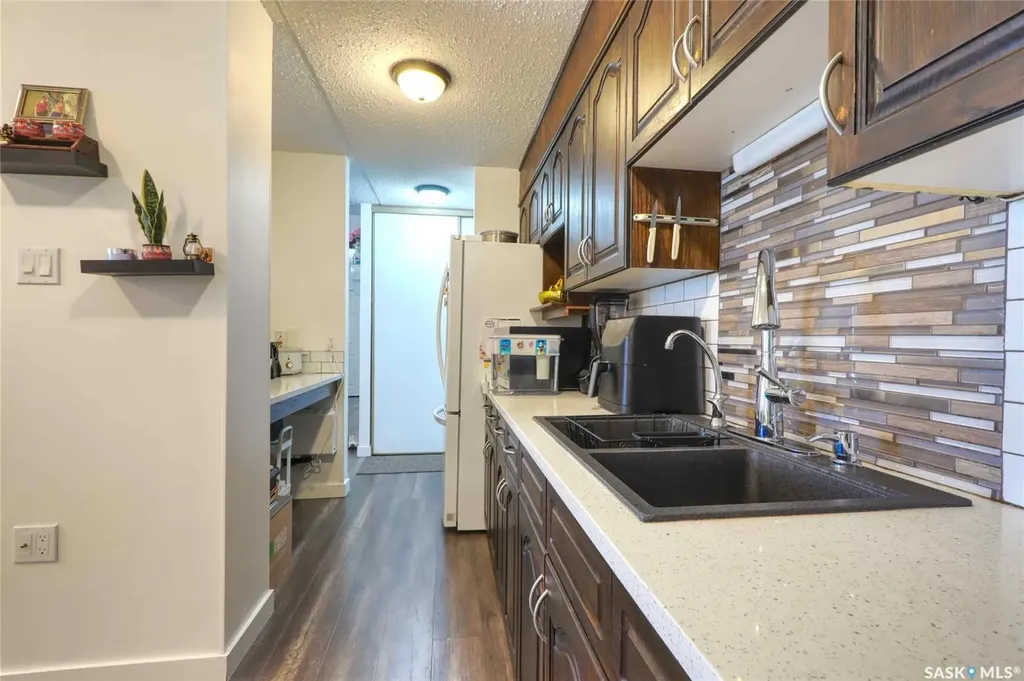 4045 Rae Street Regina SK S4S 6Y8