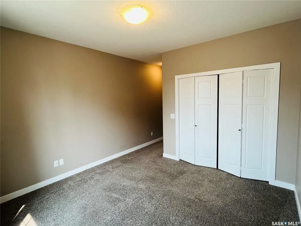 4217 Green Apple Drive E Regina SK S4V 1S1
