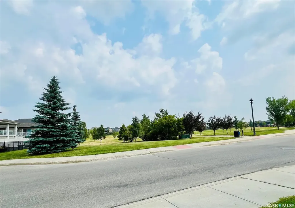 4217 Green Apple Drive E Regina SK S4V 1S1
