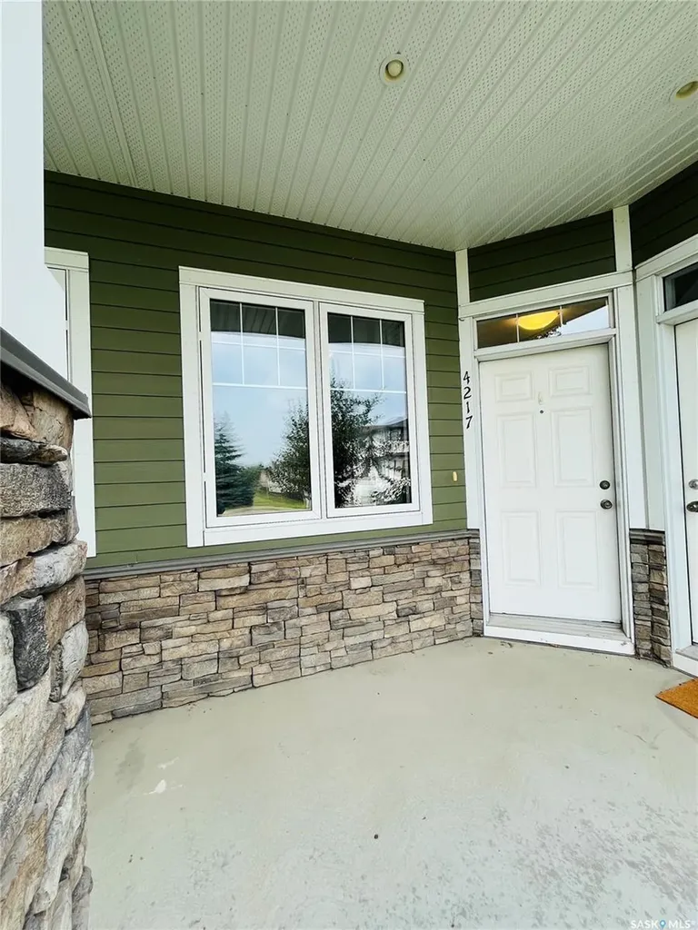 4217 Green Apple Drive E Regina SK S4V 1S1