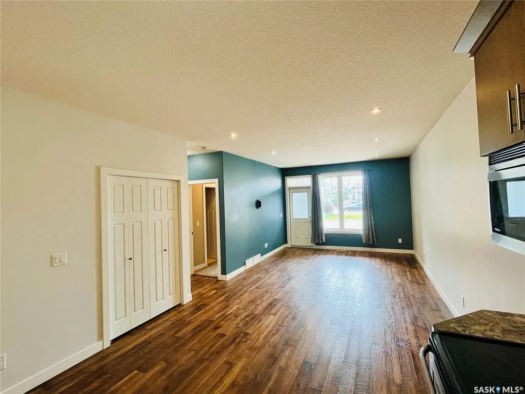 4217 Green Apple Drive E Regina SK S4V 1S1