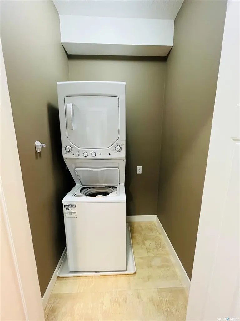 4217 Green Apple Drive E Regina SK S4V 1S1