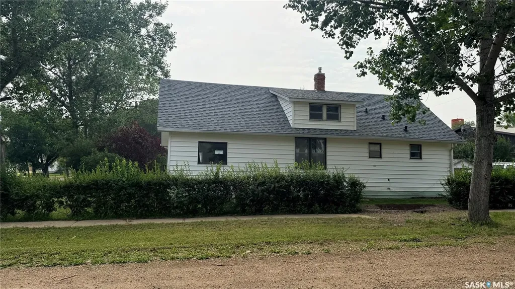 402 Saskatchewan Avenue Torquay SK S0C 2L0