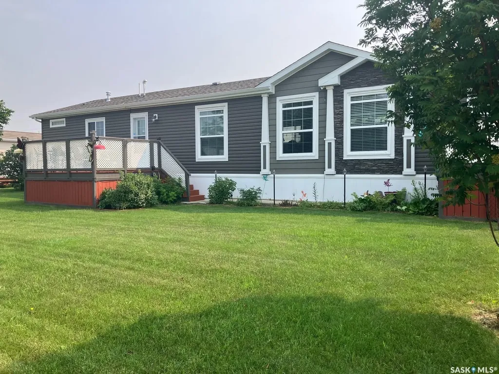 1205 3rd Street W Nipawin SK S0E 1E0