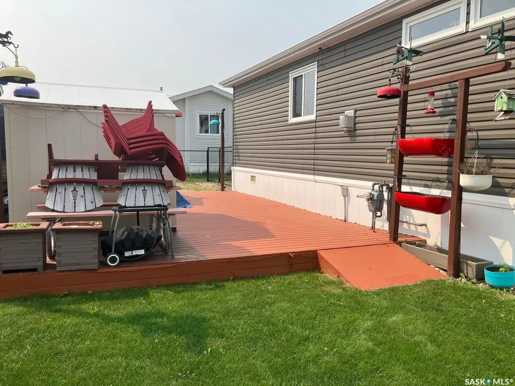 1205 3rd Street W Nipawin SK S0E 1E0