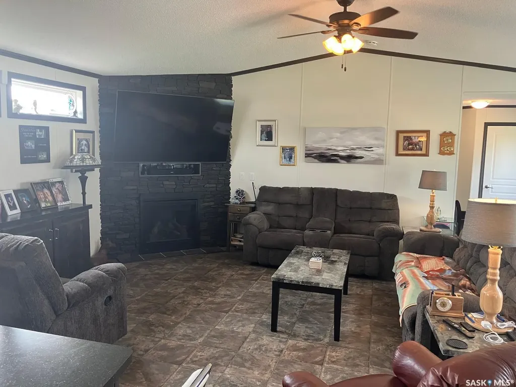 1205 3rd Street W Nipawin SK S0E 1E0