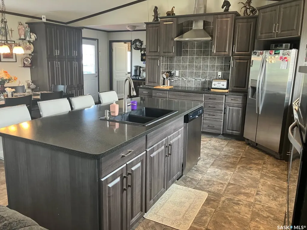 1205 3rd Street W Nipawin SK S0E 1E0