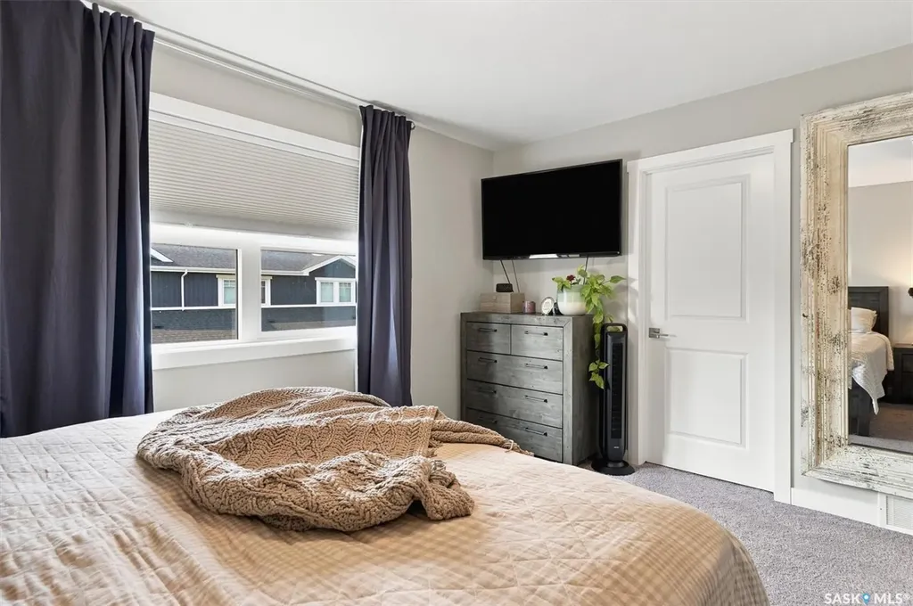 315 Dickson Crescent Saskatoon SK S7T 0Z1