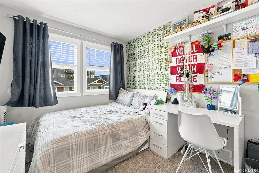 315 Dickson Crescent Saskatoon SK S7T 0Z1