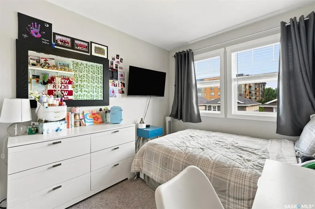 315 Dickson Crescent Saskatoon SK S7T 0Z1