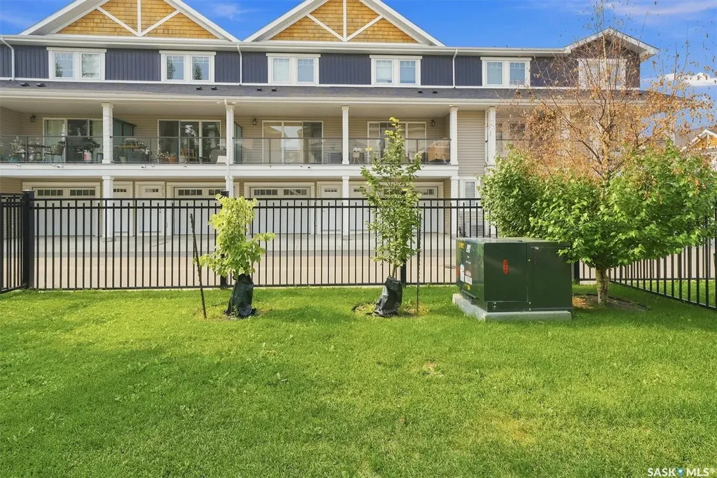 315 Dickson Crescent Saskatoon SK S7T 0Z1